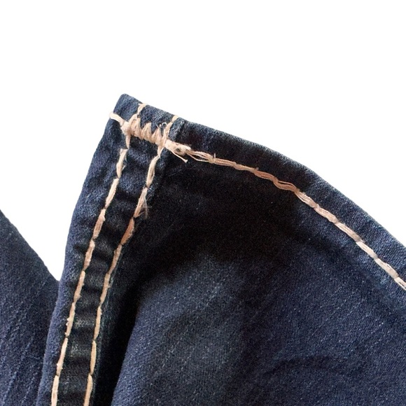 Size 27 True Religion Johnny super T T dark blue/white contrast stitching. EUC - Picture 16 of 16